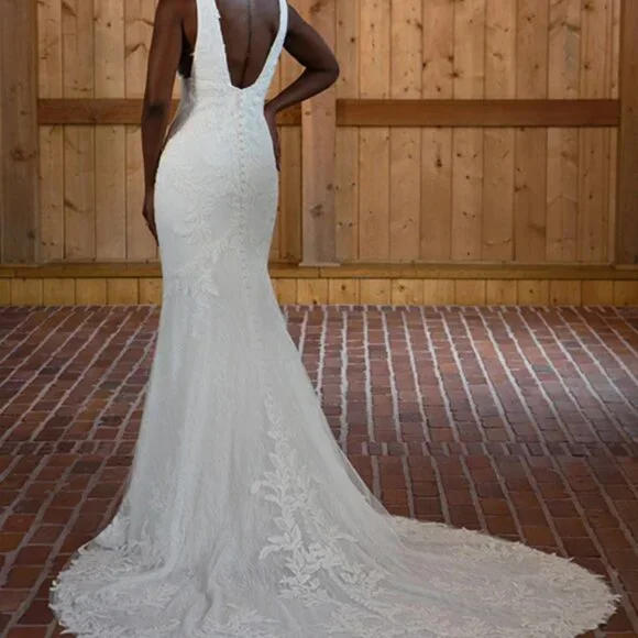 Essense of Australia Wedding Dress D3637